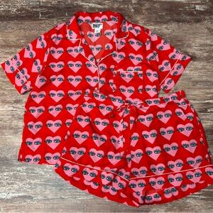 Bouffants Broken Hearts | EUC Red Eye Pattern Pajamas Valentines Day Lounge M